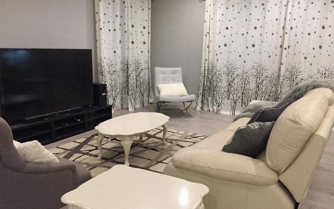 Photo of Livingroom in Redwood City