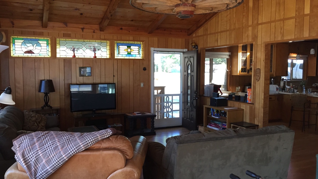 Photo of Livingroom in Jamestown