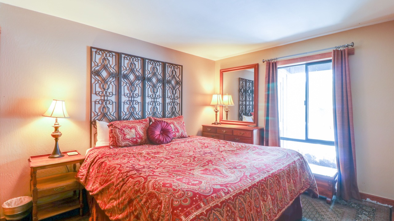 Photo of Bedroom in Mammoth Lakes