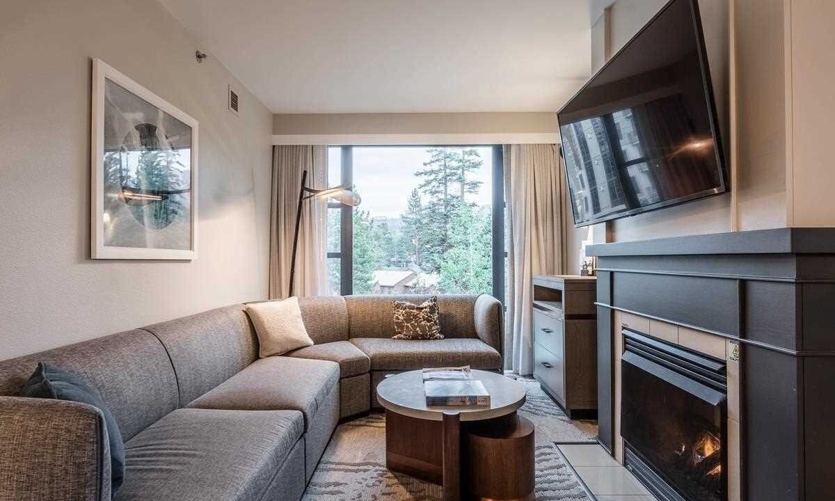 Photo of Livingroom in Mammoth Lakes