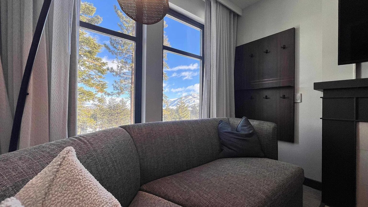 Photo of Bedroom in Mammoth Lakes