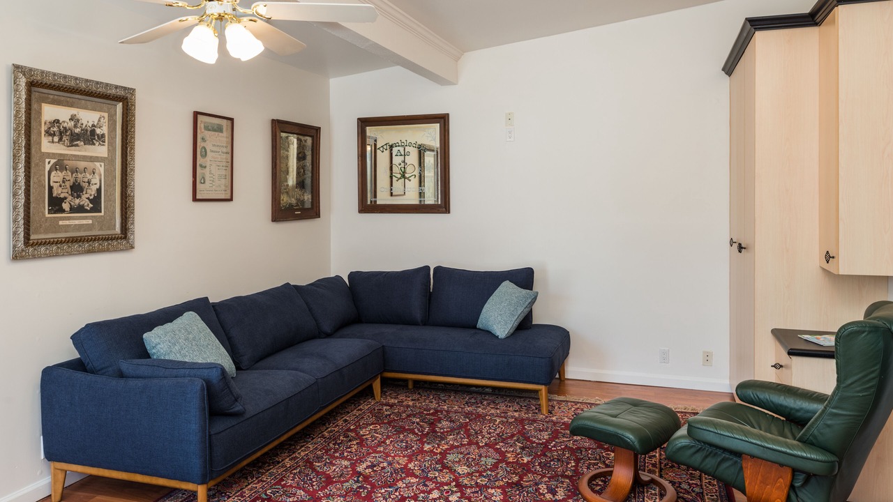 Photo of Livingroom in Monterey