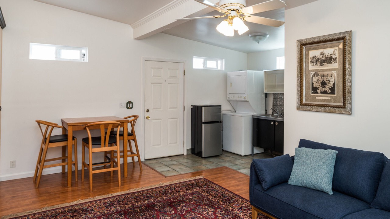 Photo of Livingroom in Monterey