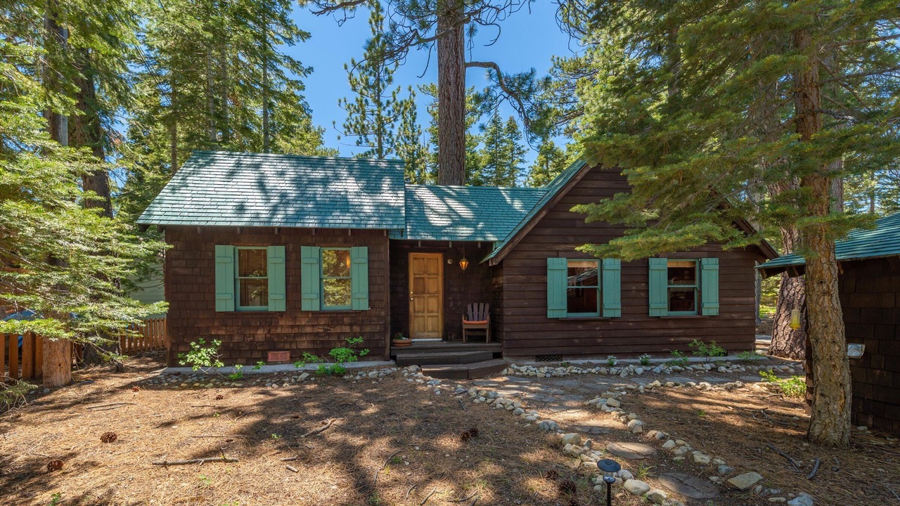 Photo of Outdoor in Chambers Lodge