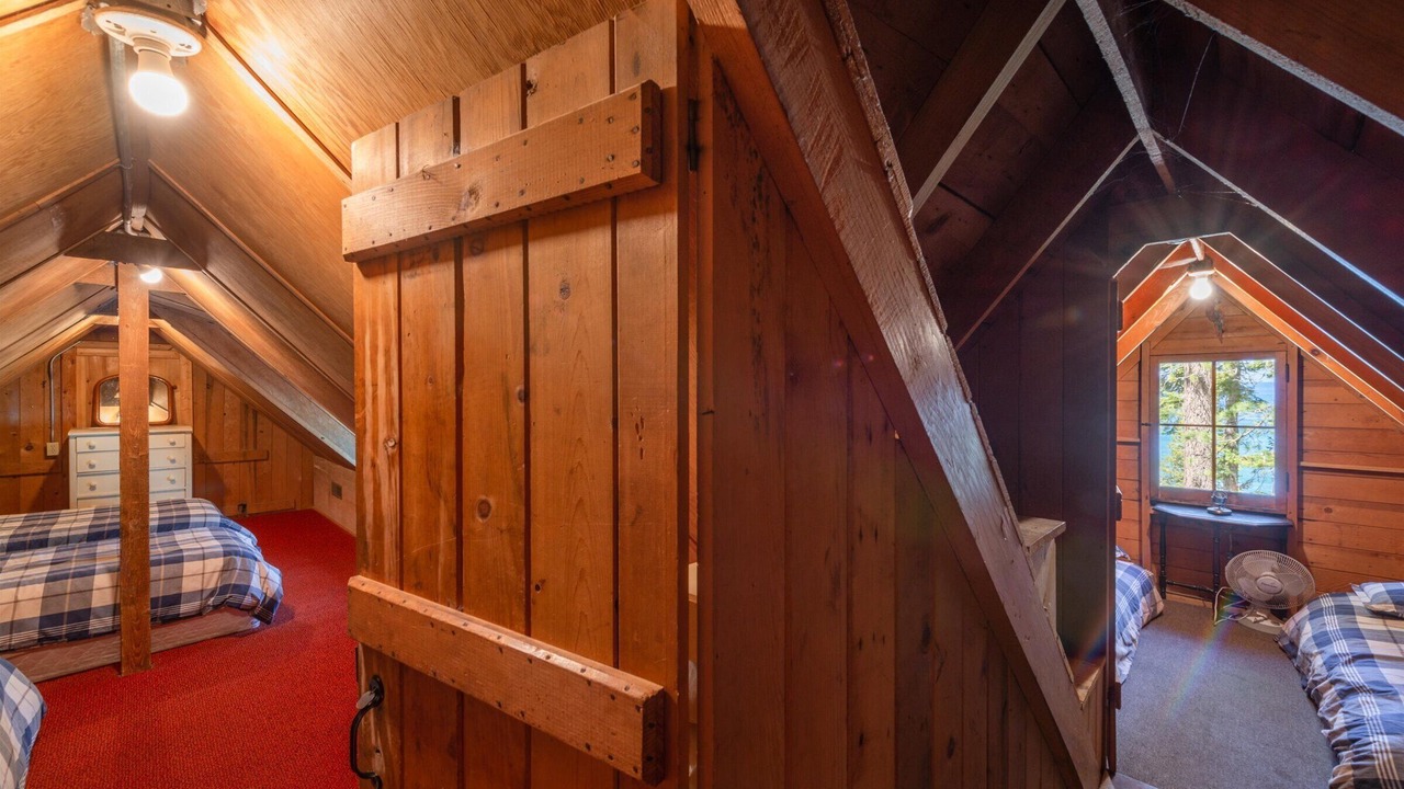 Photo of Bedroom in Chambers Lodge