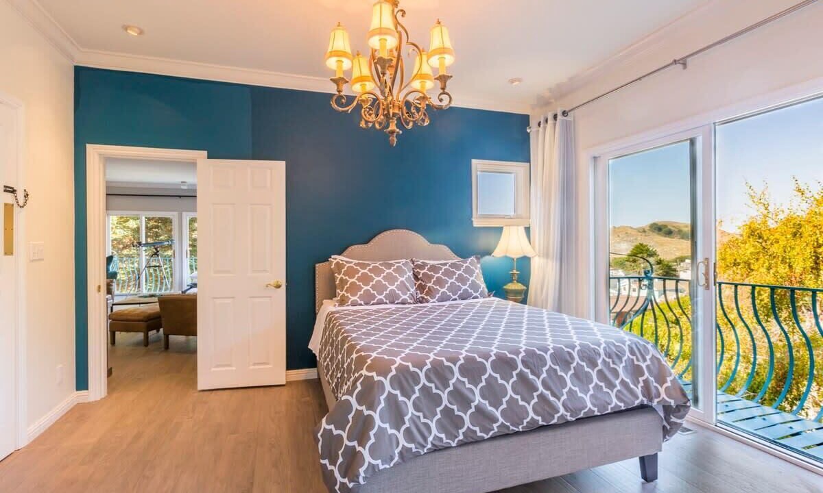 Photo of Bedroom in Rockaway Beach