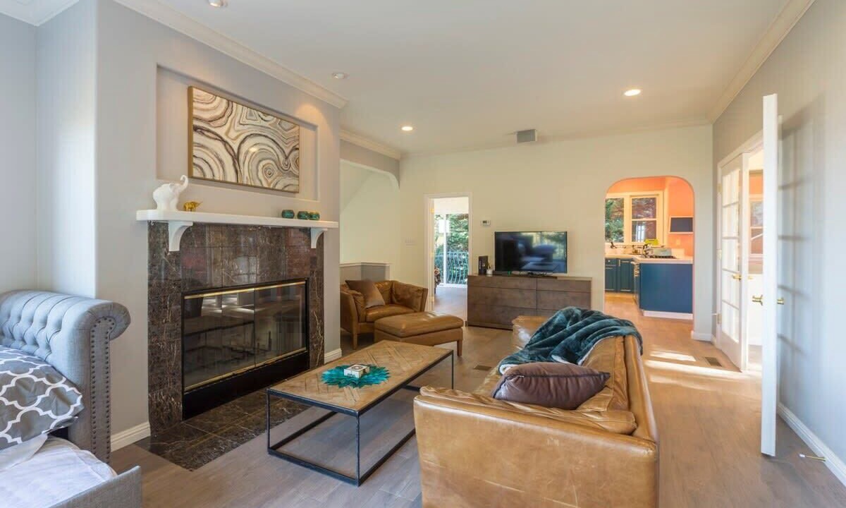 Photo of Livingroom in Rockaway Beach