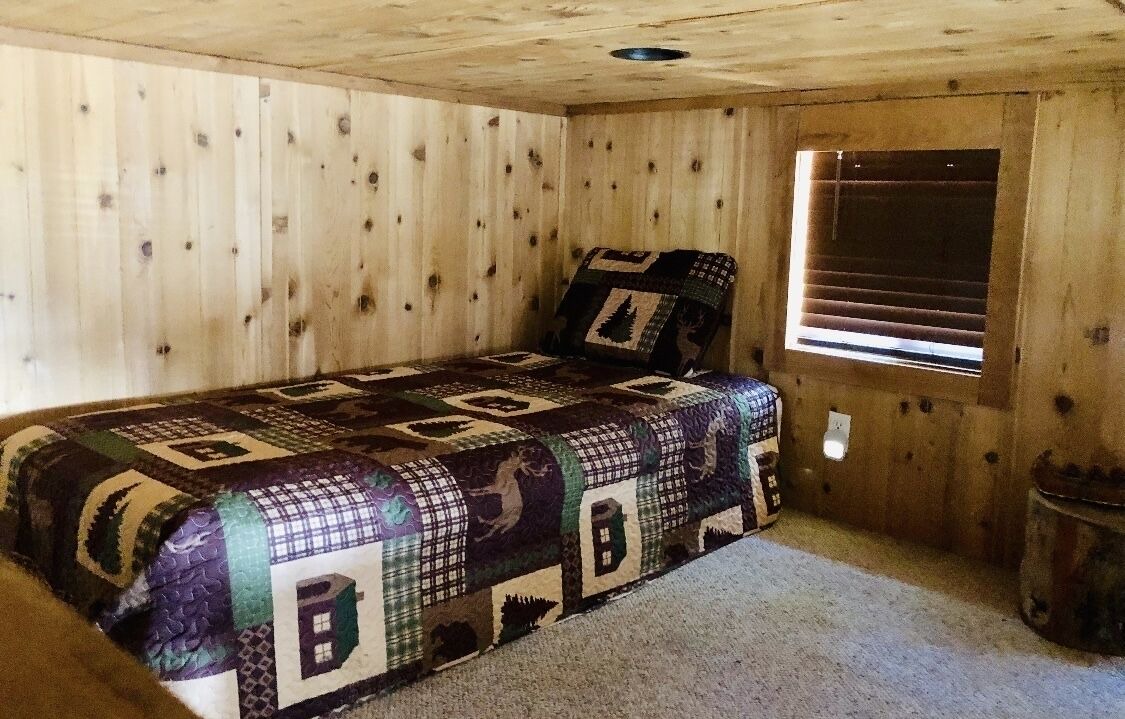 Photo of Bedroom in Tahoe Valley