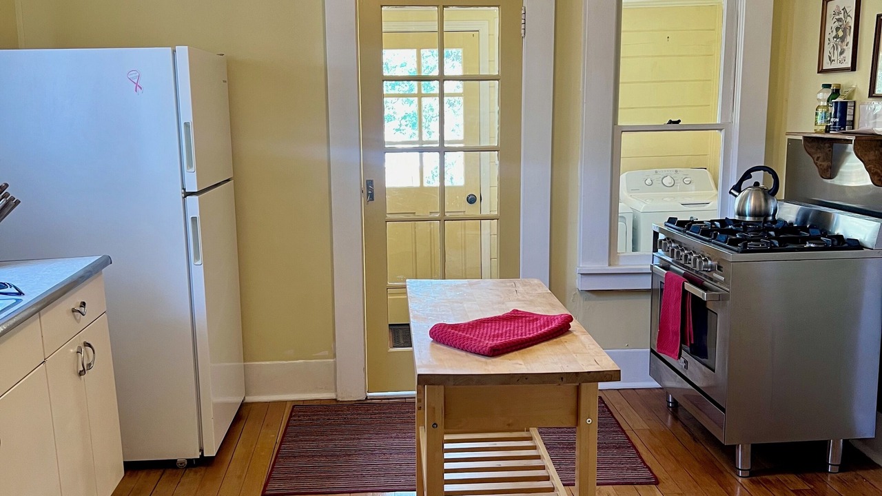 Photo of Kitchen in Kernville