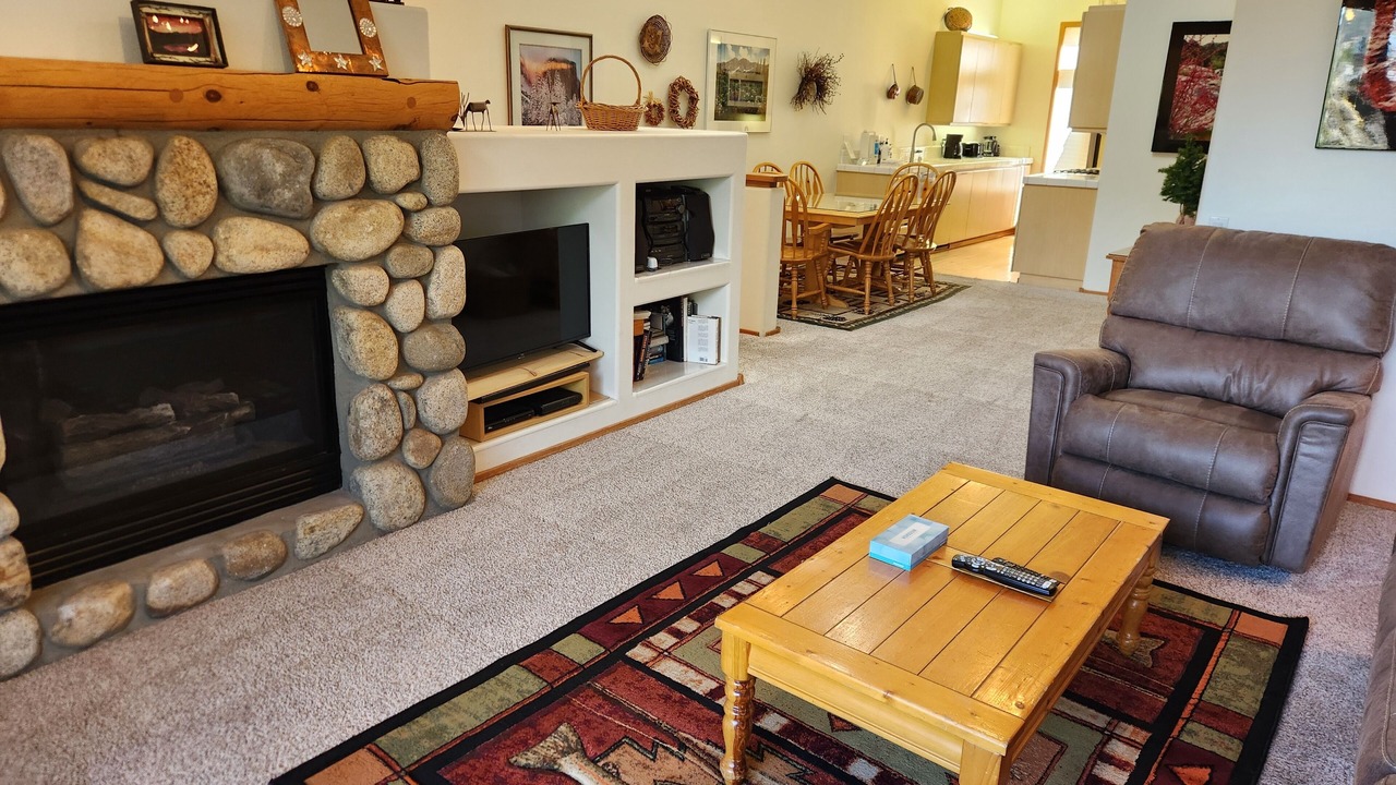 Photo of Livingroom in Mammoth Lakes