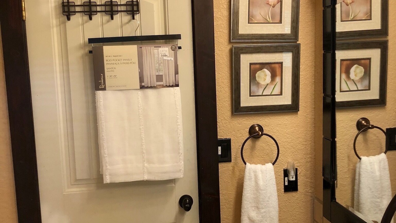Photo of Bathroom in Groveland