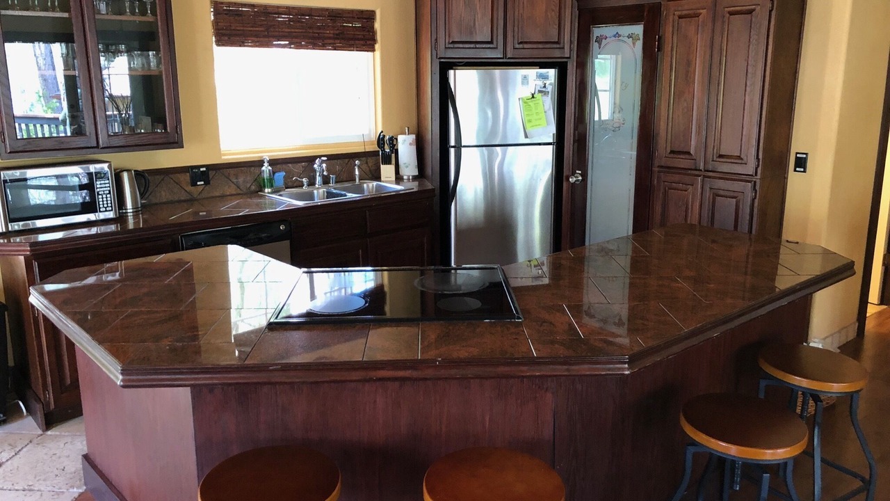 Photo of Kitchen in Groveland