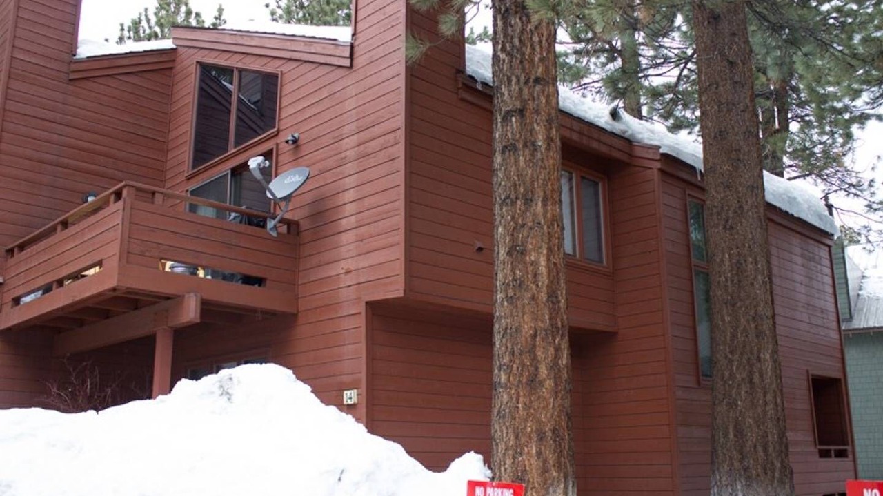 Photo of Outdoor in Mammoth Lakes