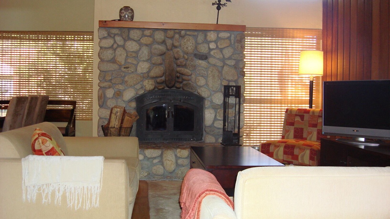 Photo of Livingroom in Mammoth Lakes