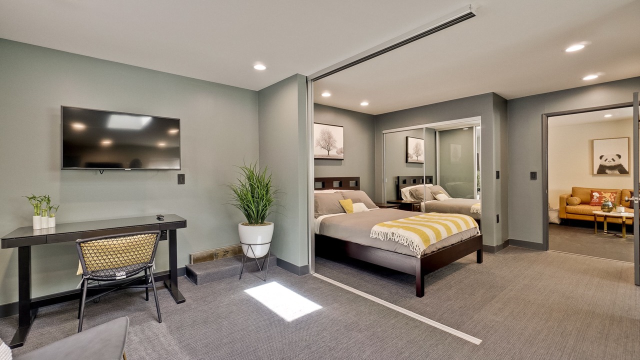 Photo of Bedroom in Crescent Park