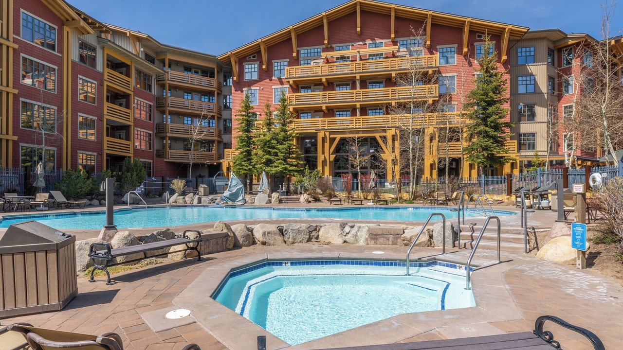 Photo of Outdoor in Mammoth Lakes