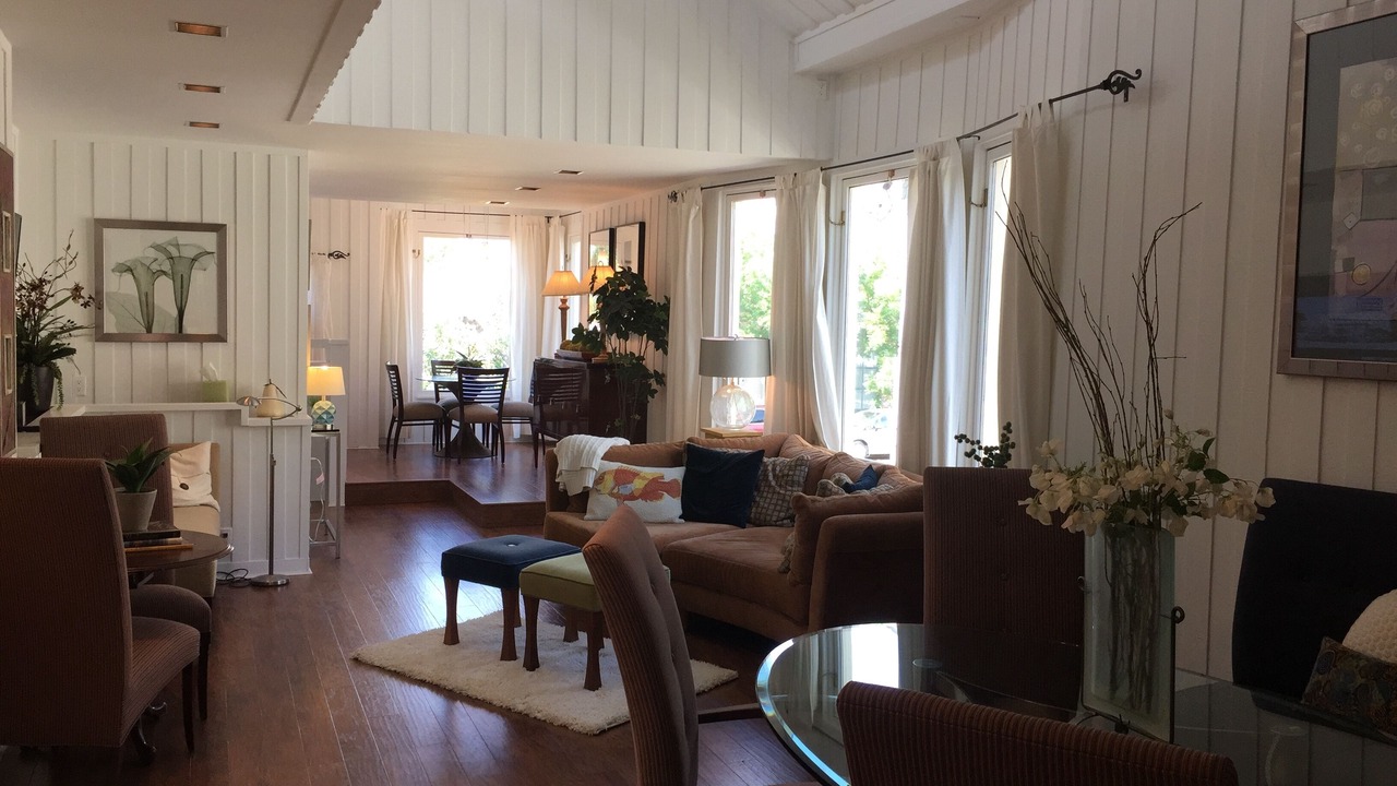 Photo of Livingroom in Napa