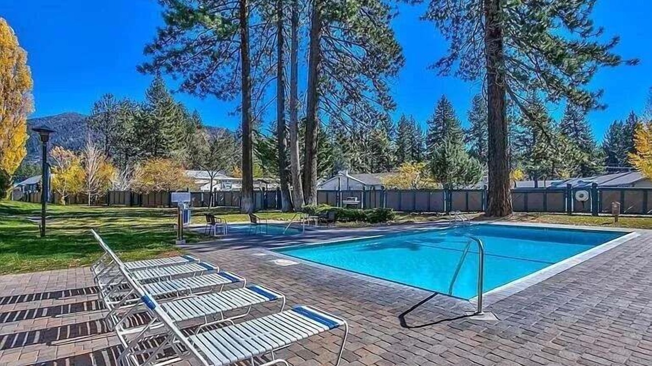 Photo of Outdoor in Pioneer Trail