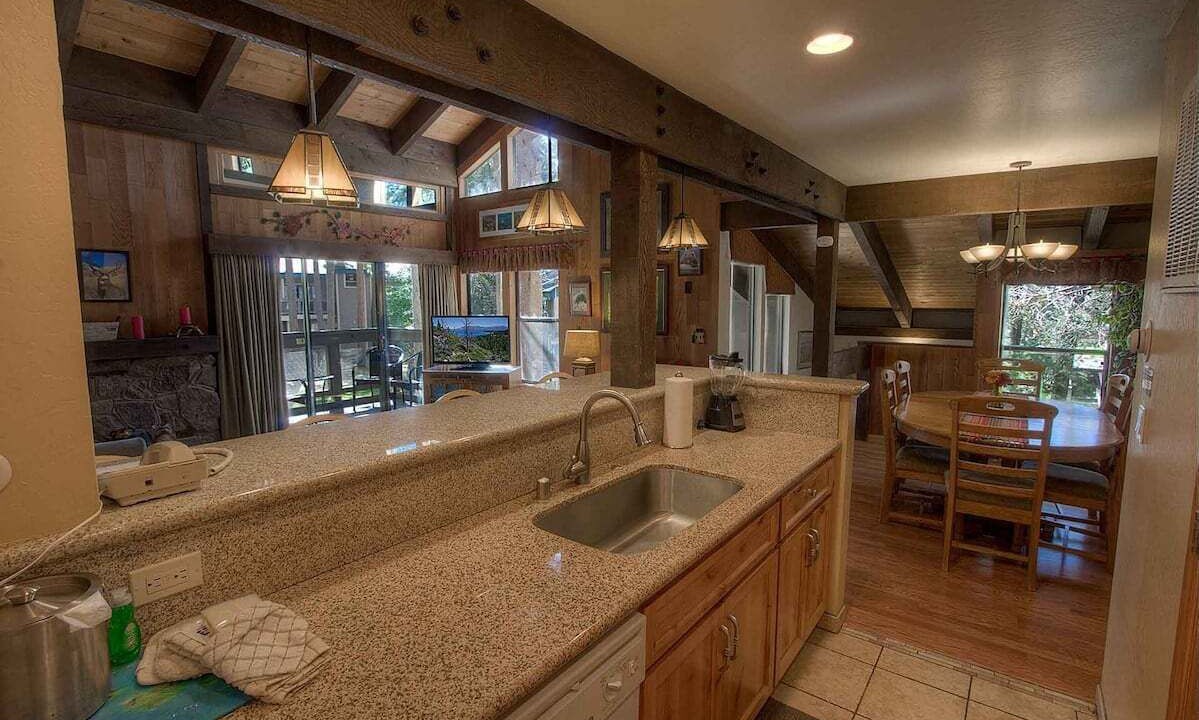 Photo of Outdoor in Pioneer Trail
