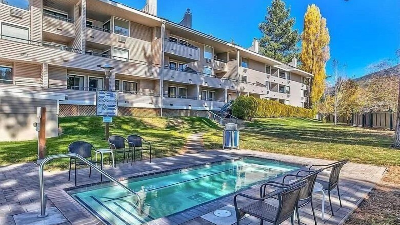Photo of Outdoor in Pioneer Trail