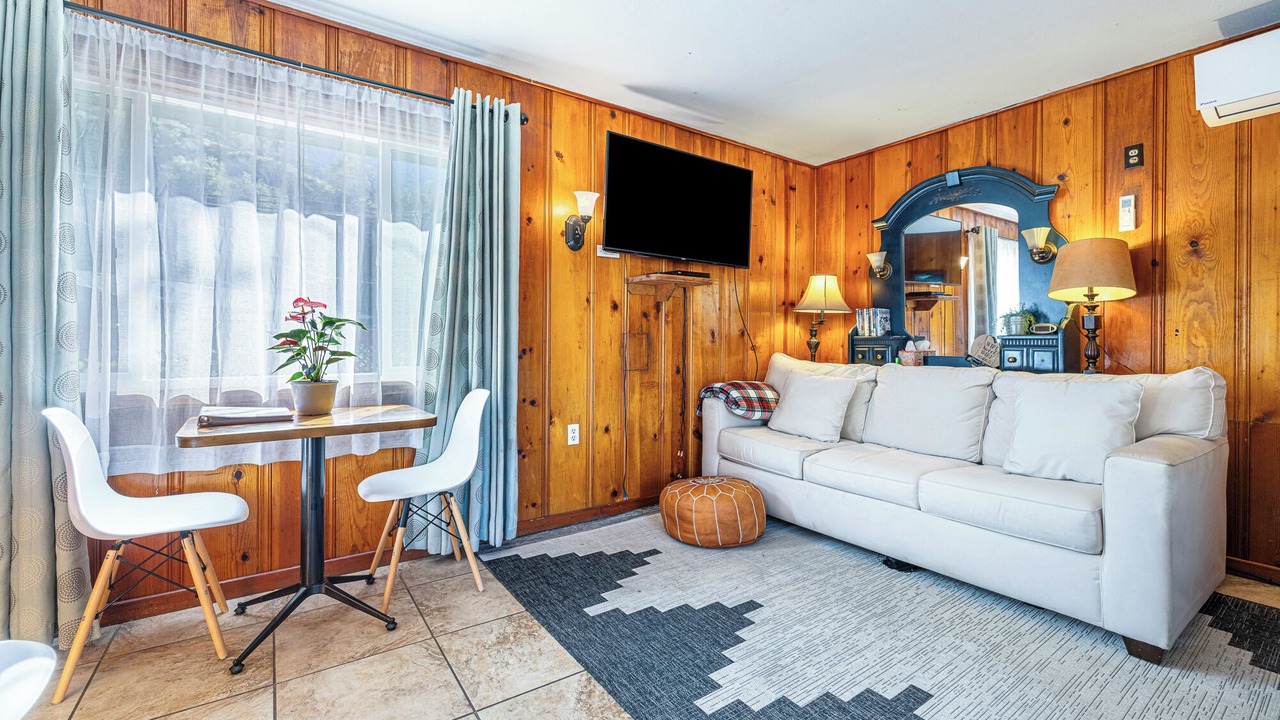 Photo of Livingroom in Three Rivers