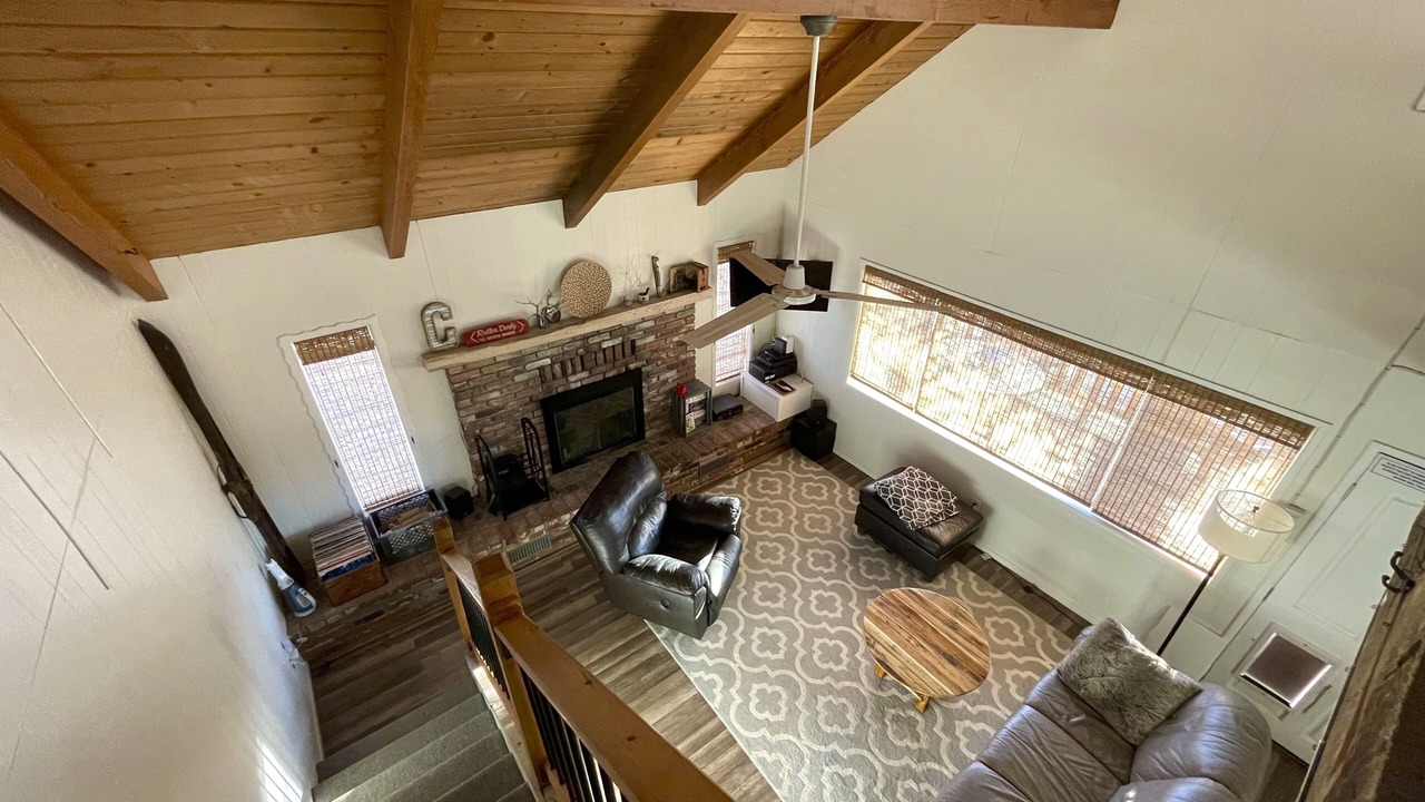 Photo of Bedroom in Lone Pine