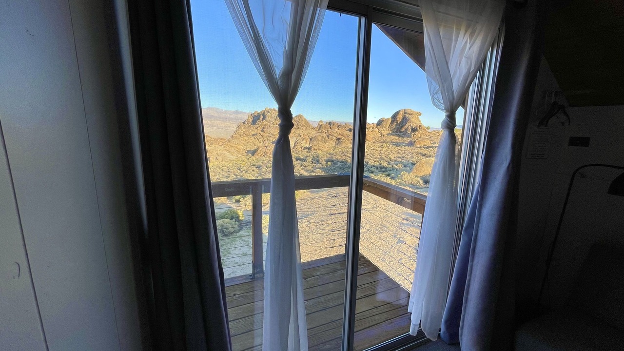 Photo of Patio Balcony in Lone Pine