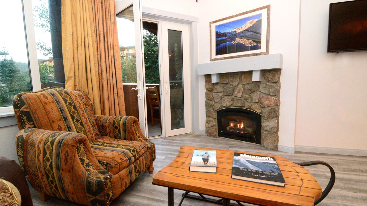 Photo of Livingroom in Mammoth Lakes