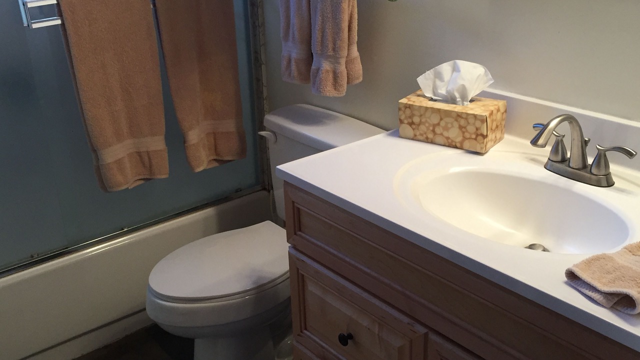 Photo of Bathroom in Groveland