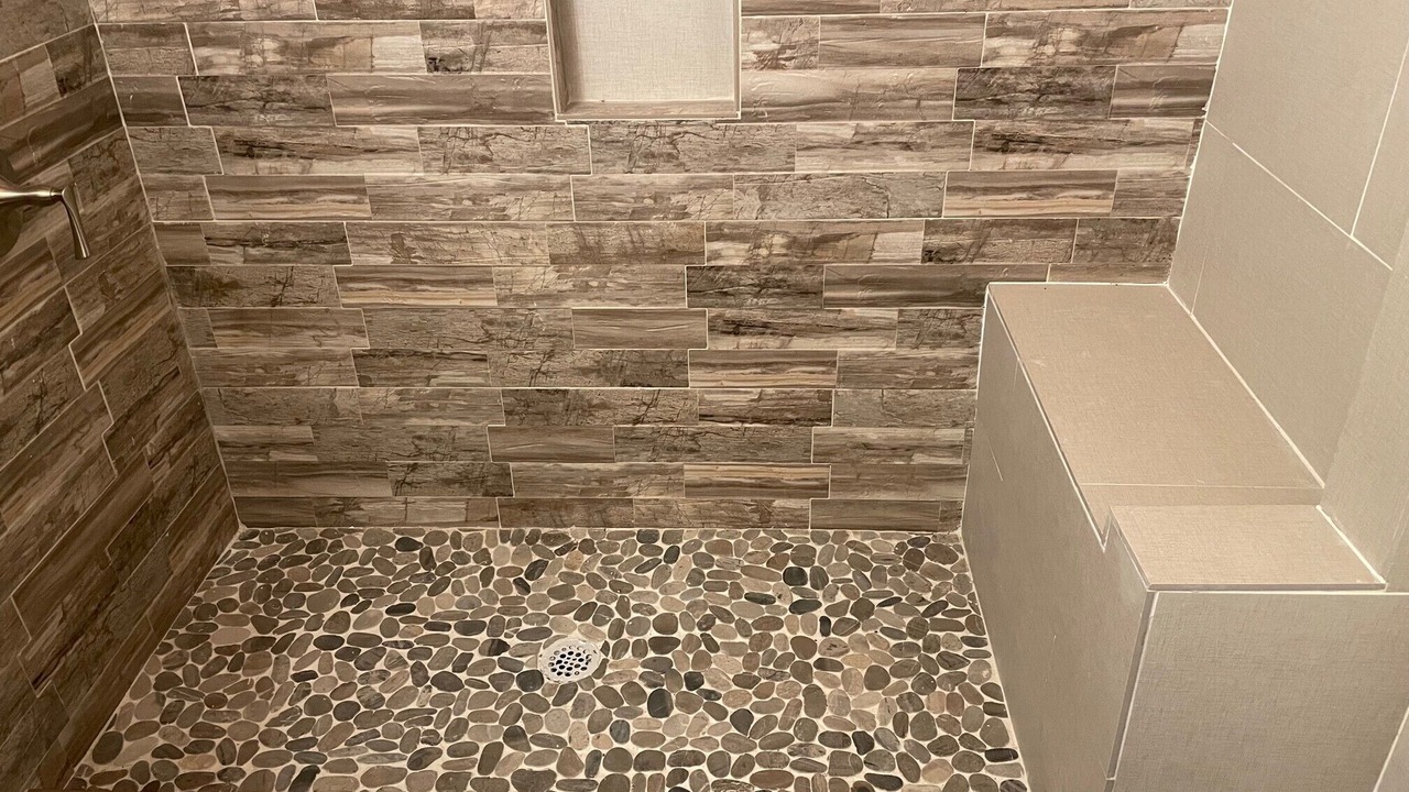Photo of Bathroom in Groveland