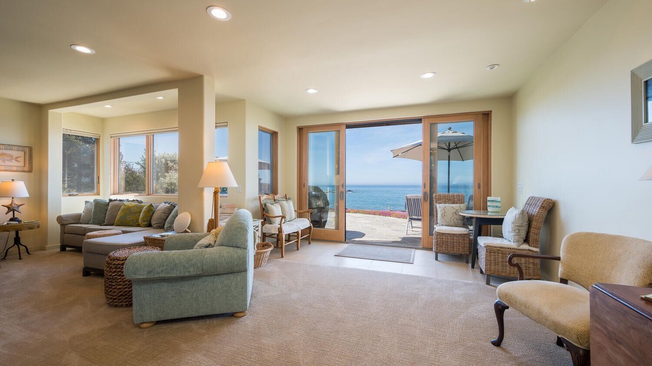 Photo of Livingroom in San Simeon