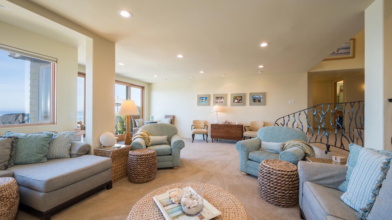 Photo of Livingroom in San Simeon