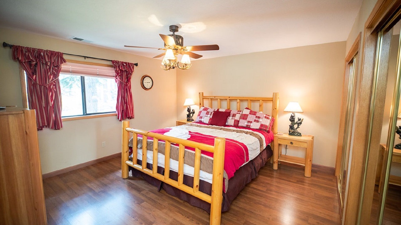 Photo of Bedroom in Pioneer Trail
