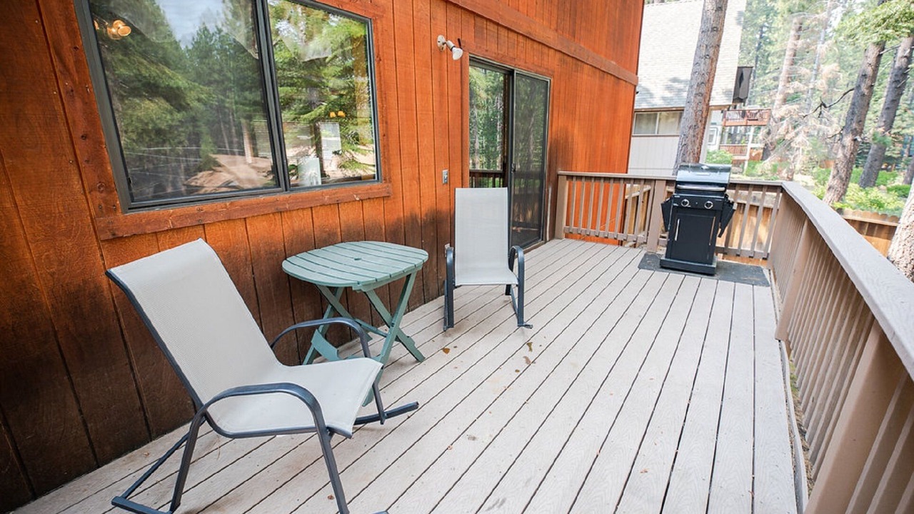 Photo of Outdoor in Pioneer Trail