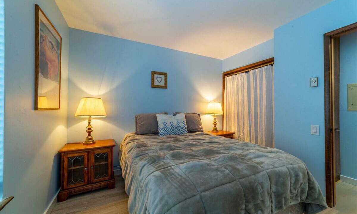 Photo of Bedroom in Mammoth Lakes