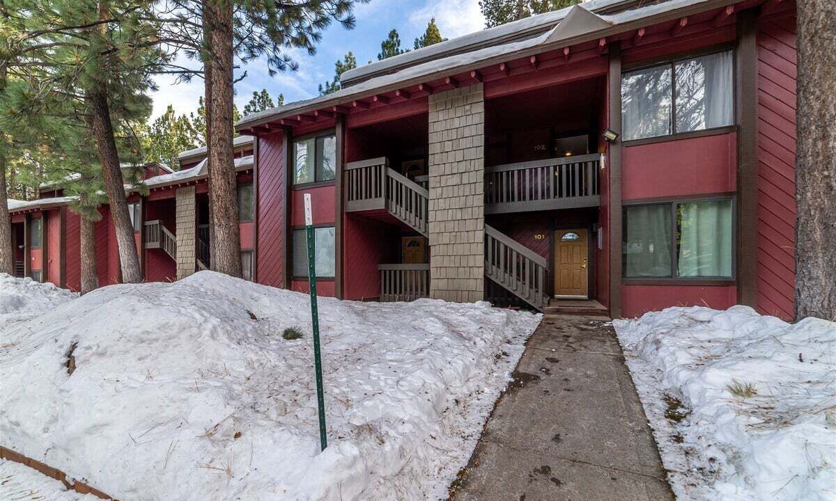 Photo of Outdoor in Mammoth Lakes