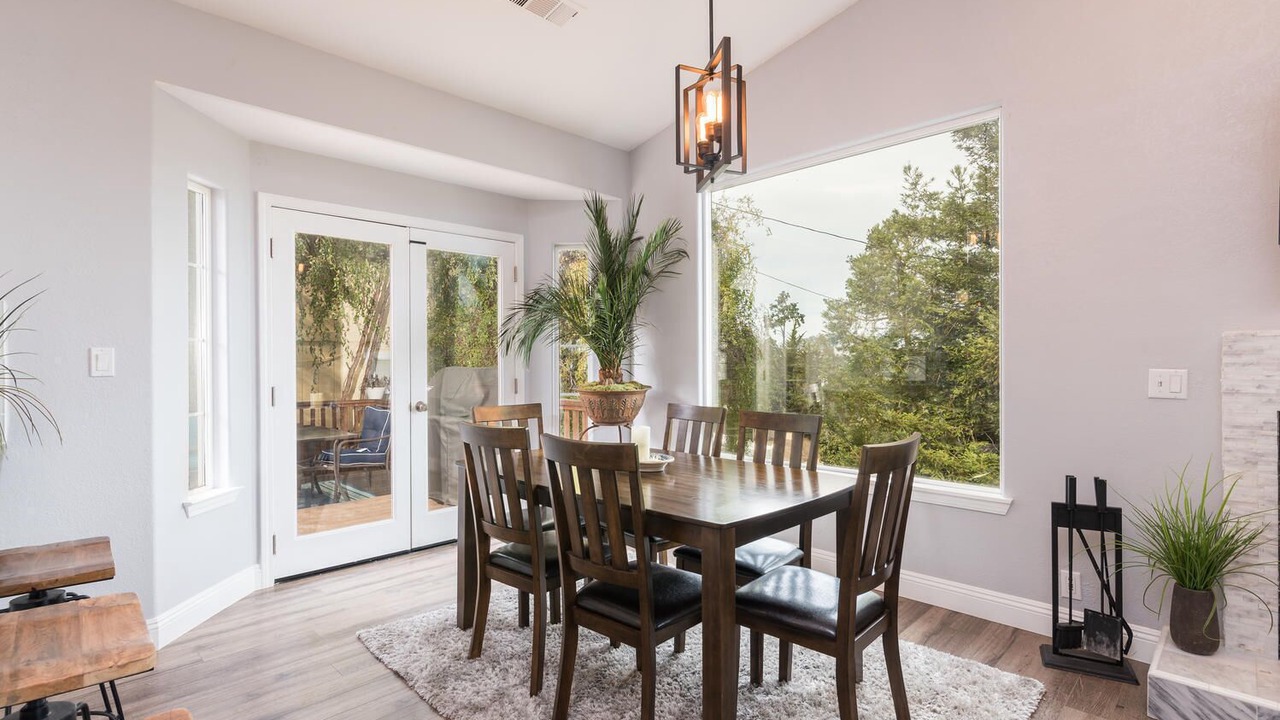 Photo of Livingroom in Lodge Hill