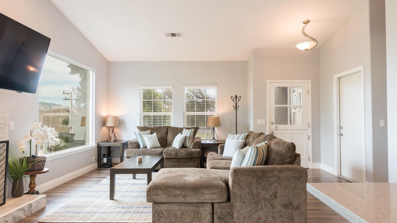 Photo of Livingroom in Lodge Hill