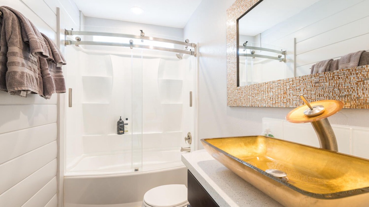 Photo of Bathroom in Lodge Hill