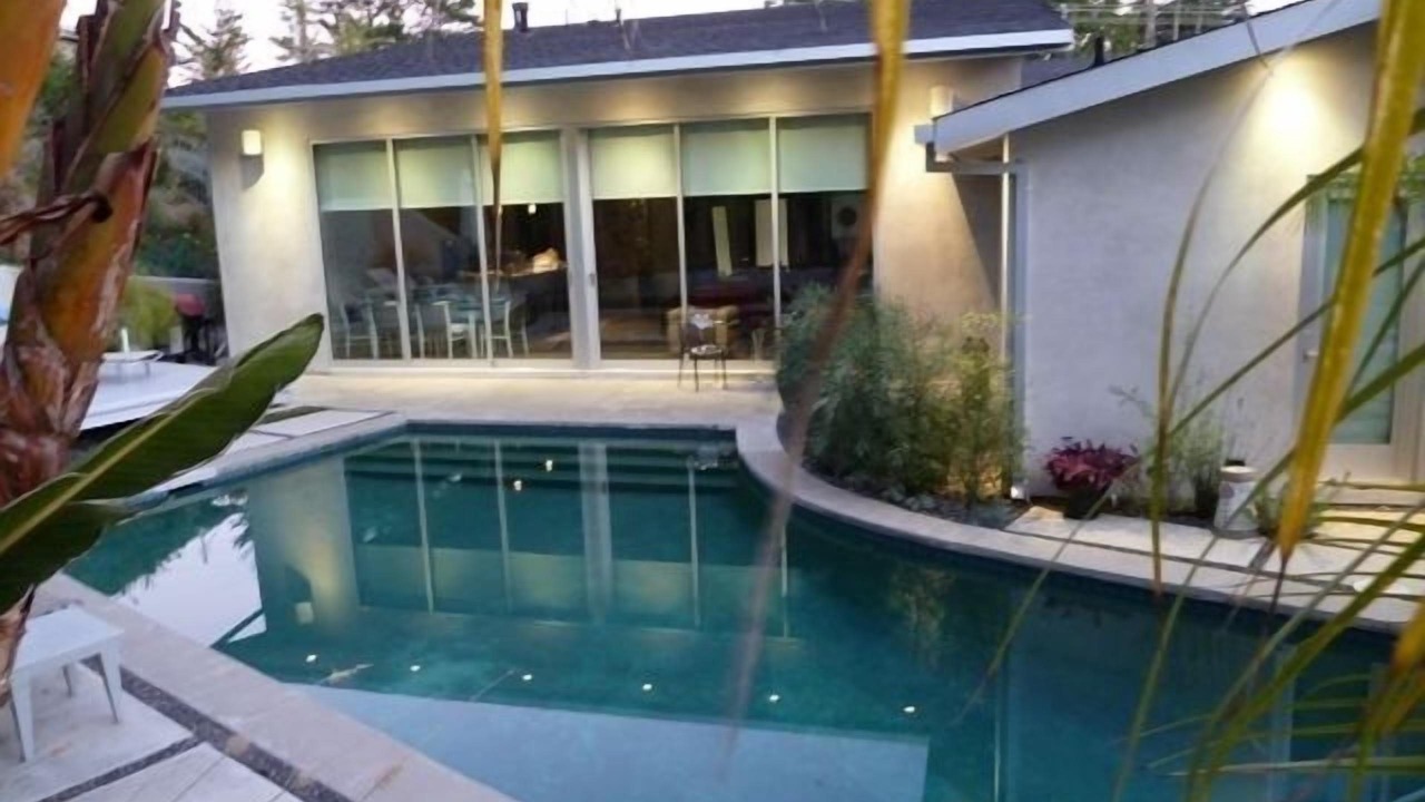 Photo of Outdoor in Hollywood Hills West