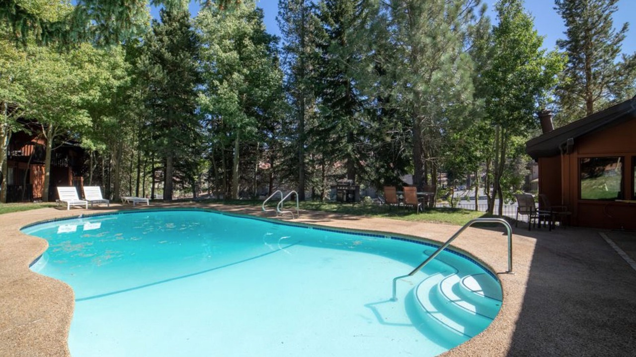 Photo of Outdoor in Mammoth Lakes