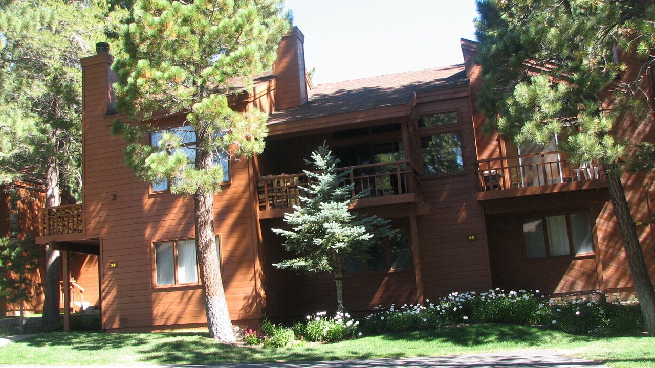 Photo of Patio Balcony in Mammoth Lakes