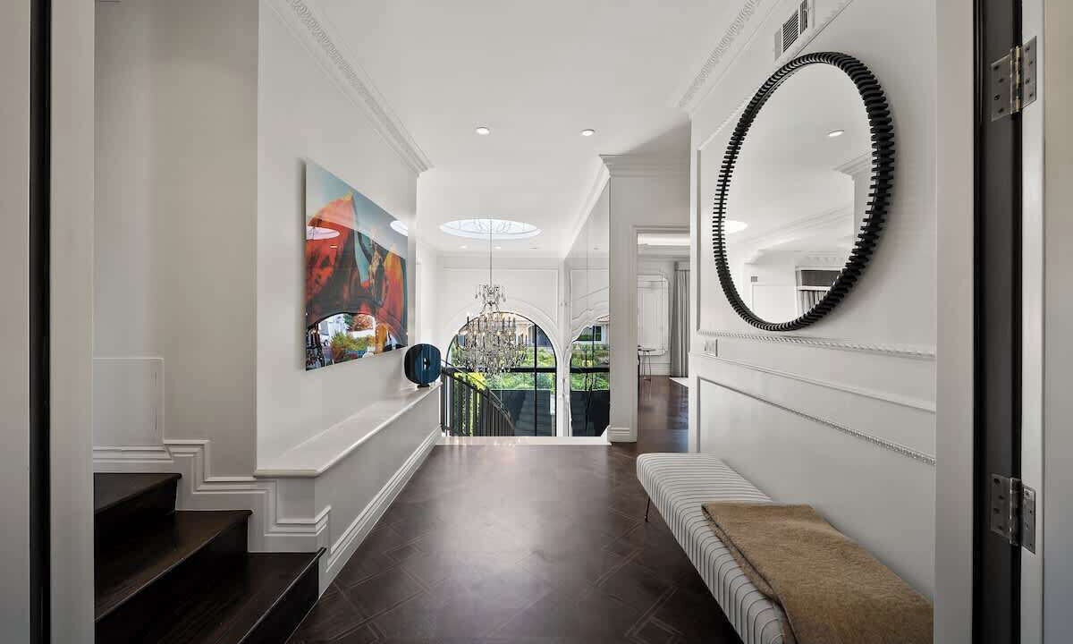 Photo of Others in Hollywood Hills West