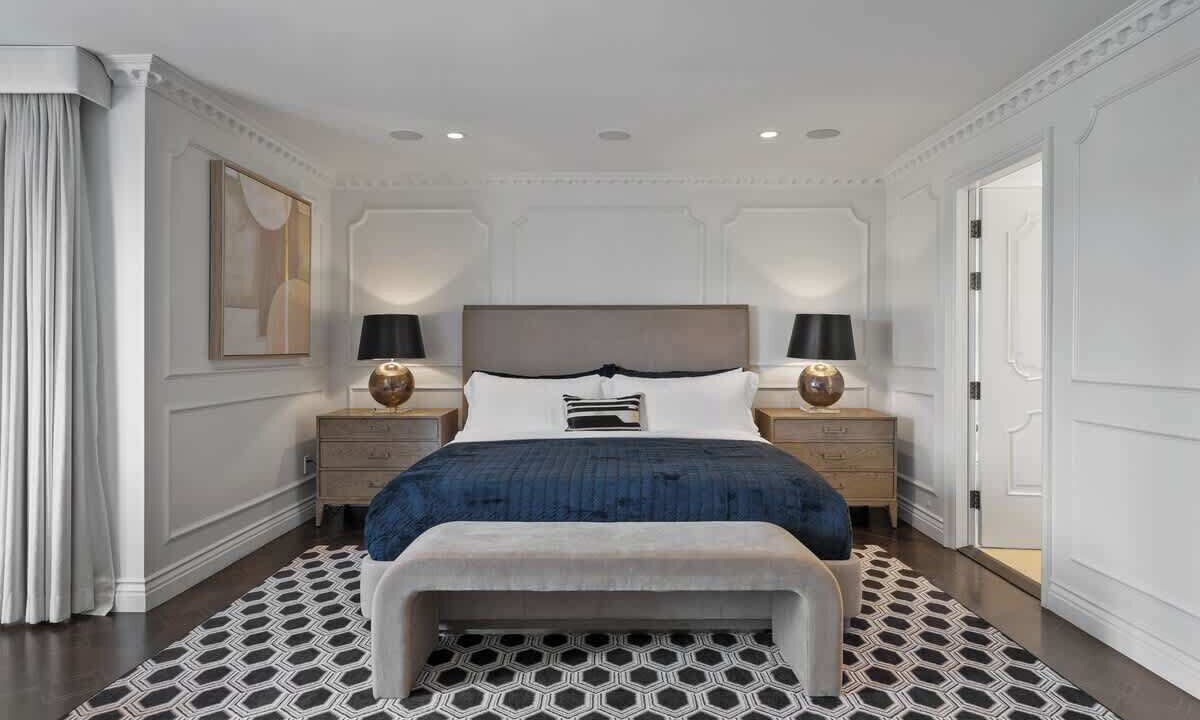 Photo of Bedroom in Hollywood Hills West