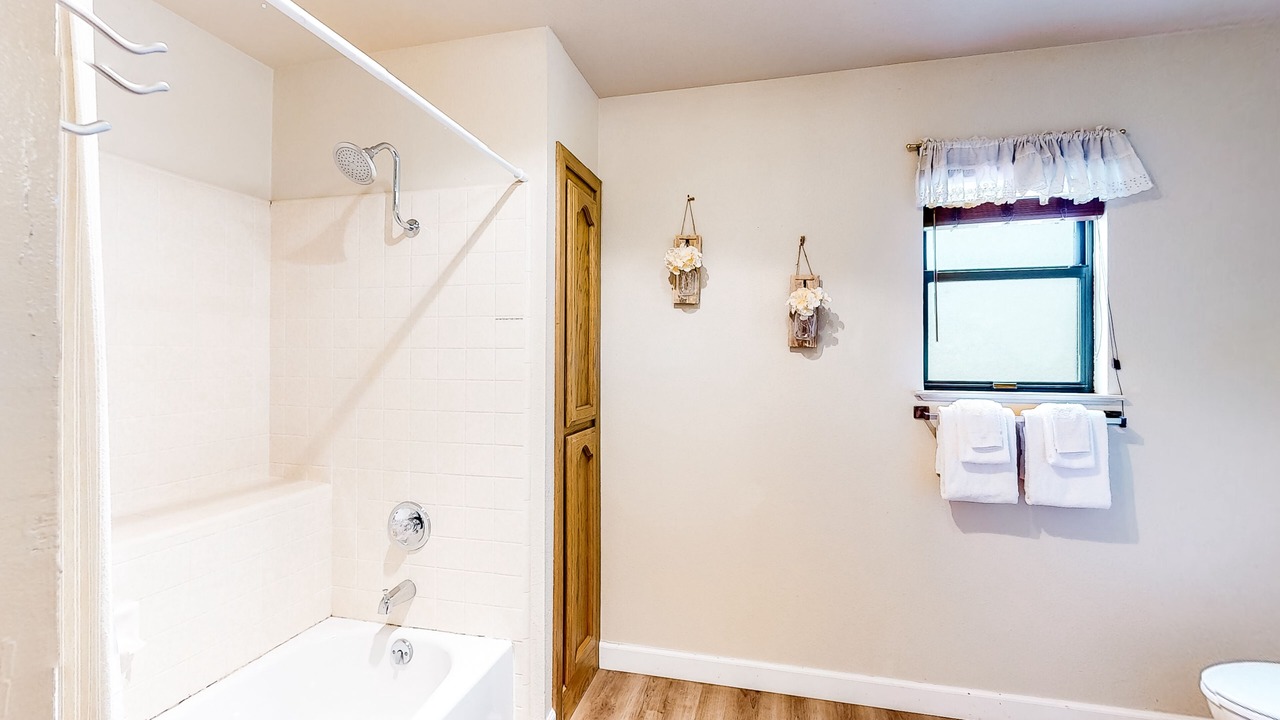Photo of Bathroom in Groveland