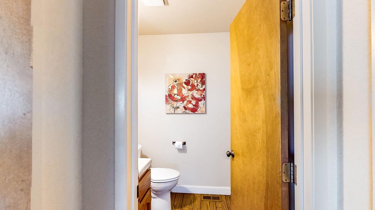Photo of Bathroom in Groveland