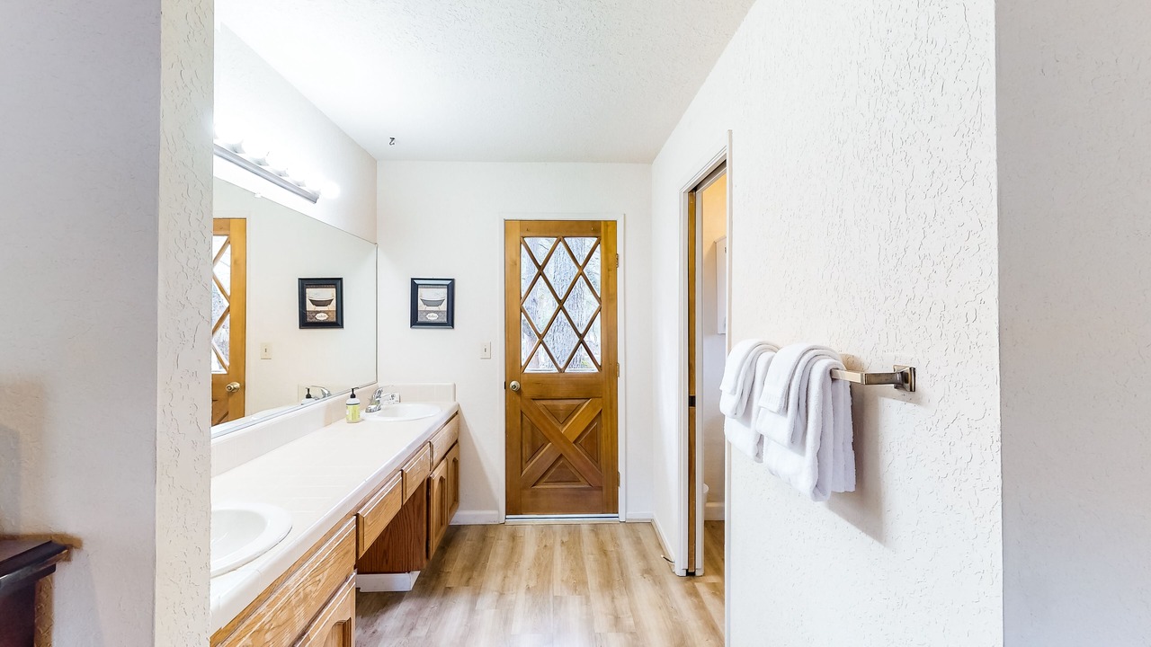 Photo of Bathroom in Groveland