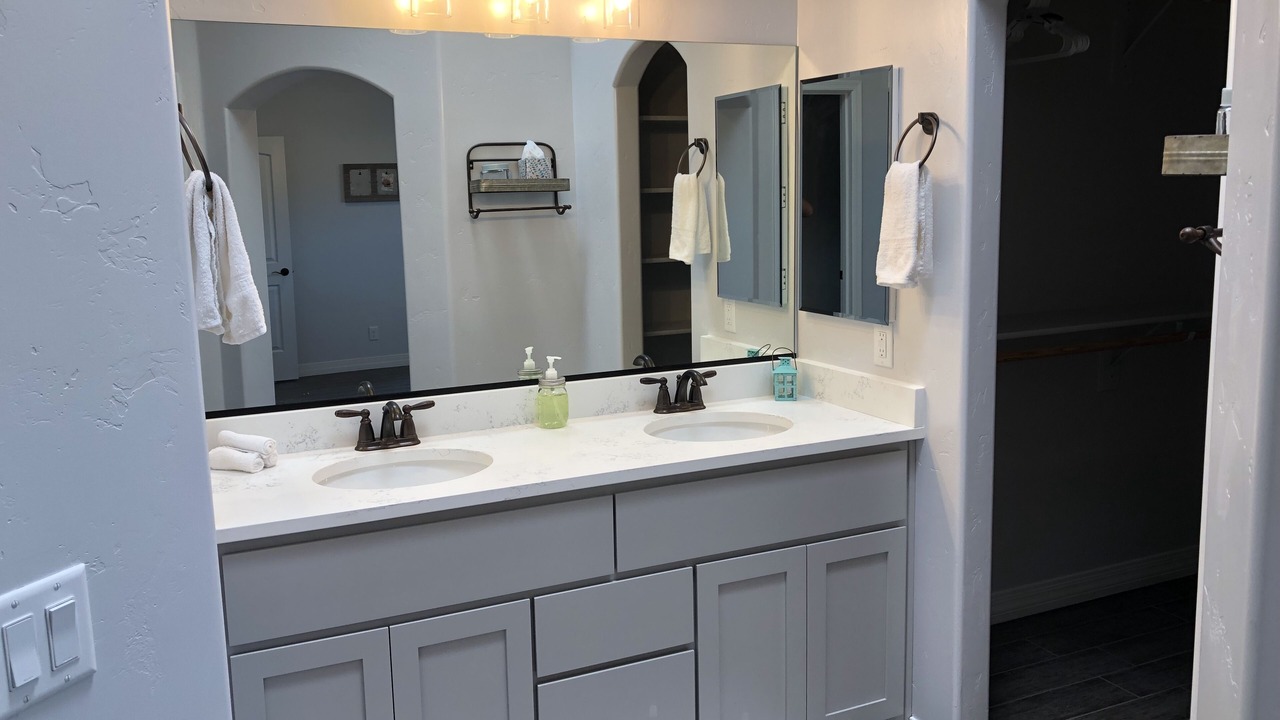 Photo of Bathroom in Desert Hills
