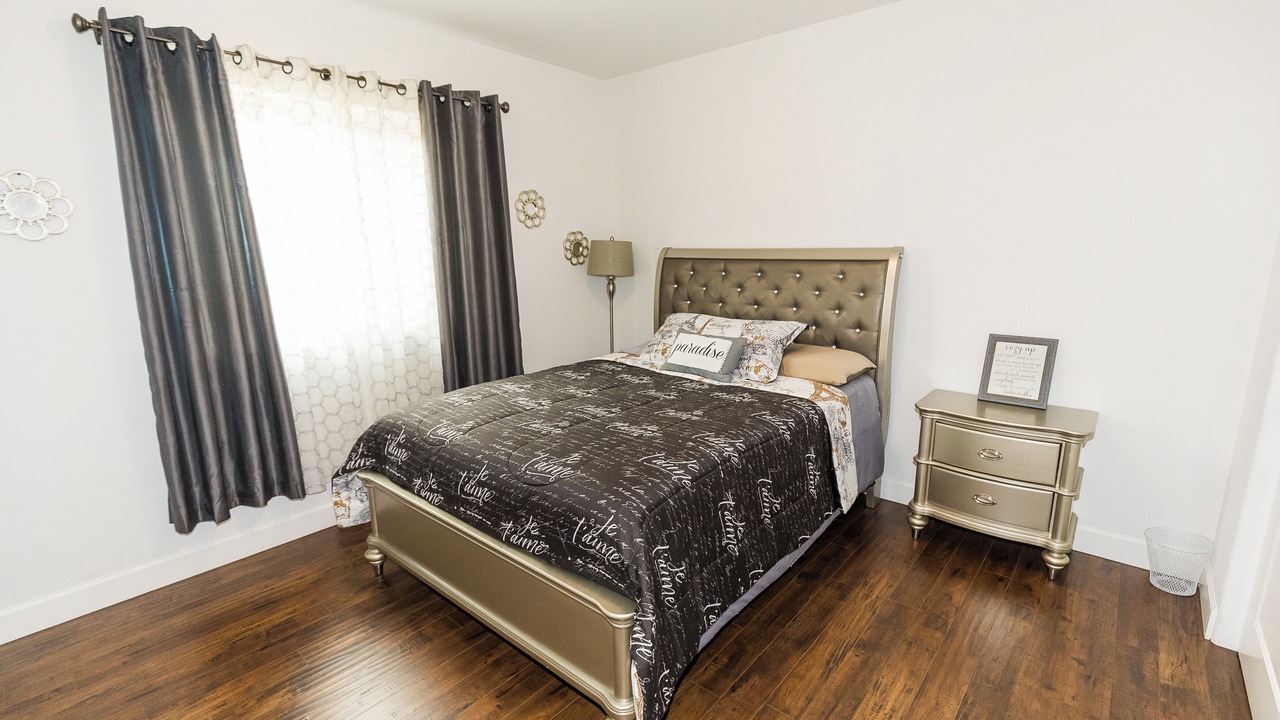 Photo of Bedroom in North Hills West