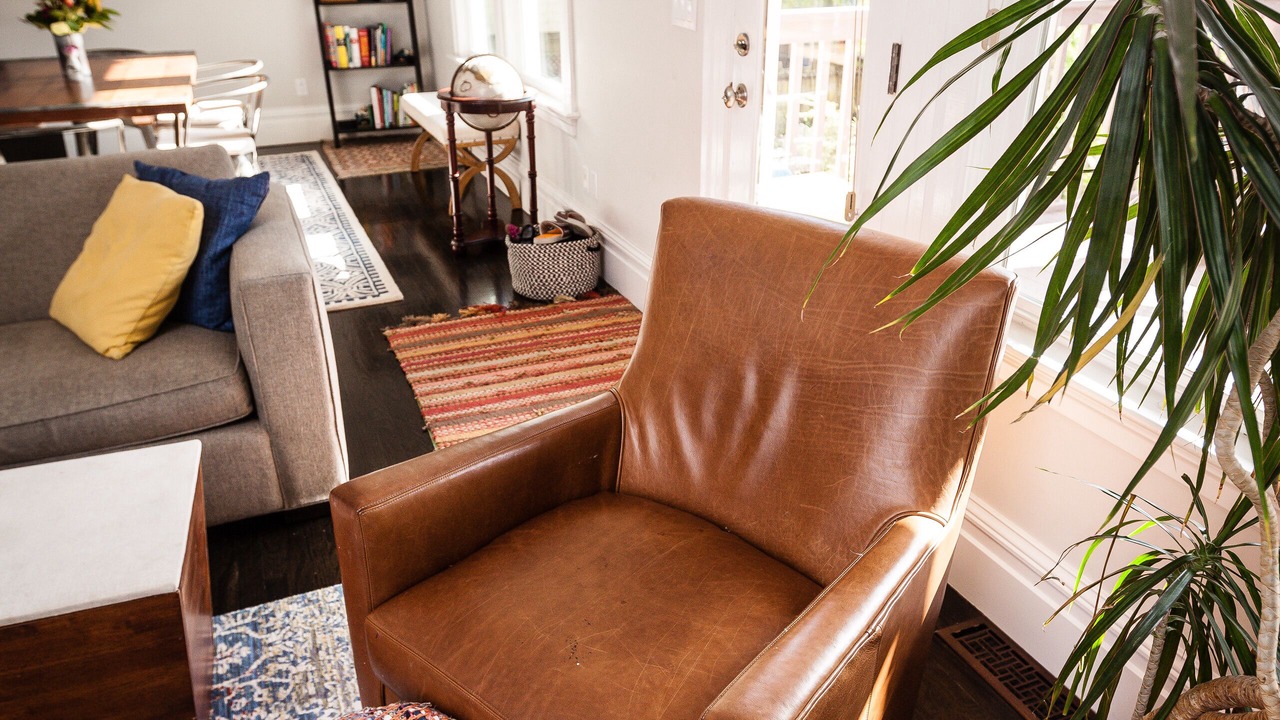 Photo of Livingroom in Golden Gate
